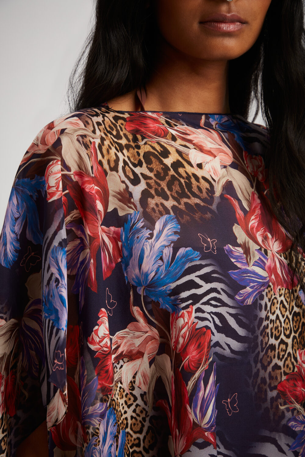 Poncho Chiffon Leopard Rosa 100% Seta - immagine 3